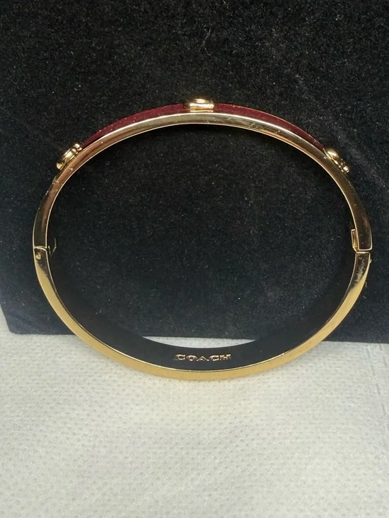 LOWSTART Coach Gold-Tone Red Glitter C Accent Bangle Bracelet w/Dustbag - Picture 12 of 16